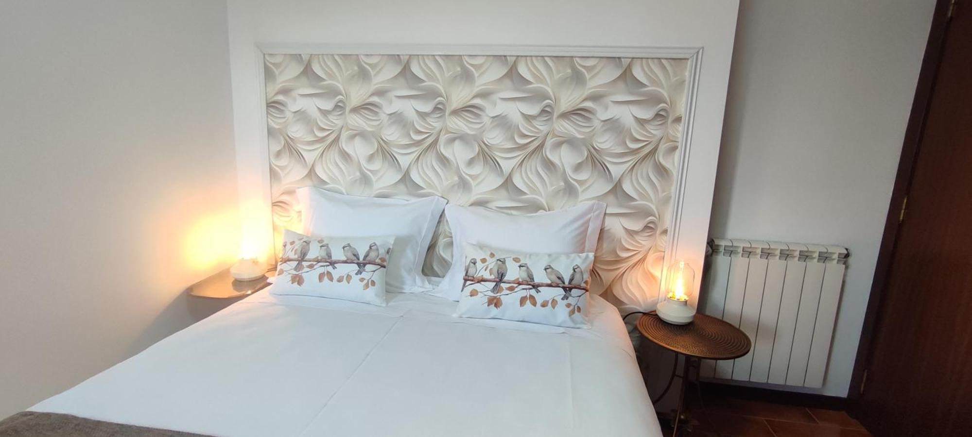 R3 - Guesthouse Travessa Da Arieira Aguda (Leiria) Exteriör bild